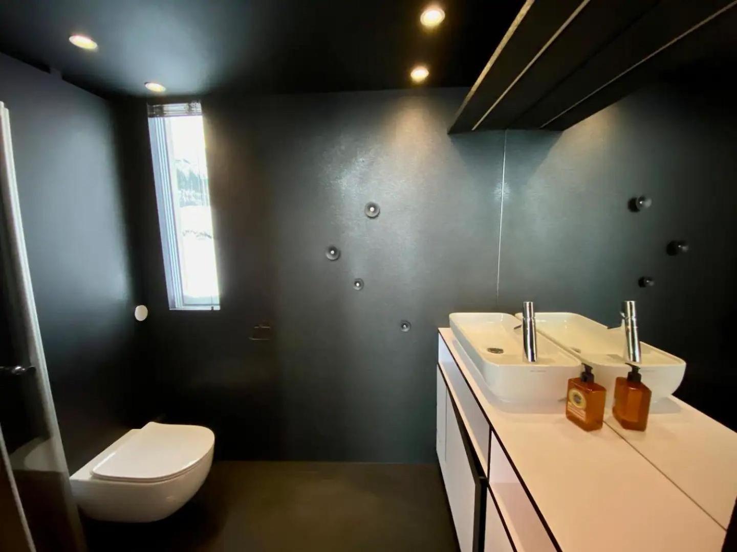 Apartmán Oceanview Mini-House - Stunning Views Ramberg Exteriér fotografie